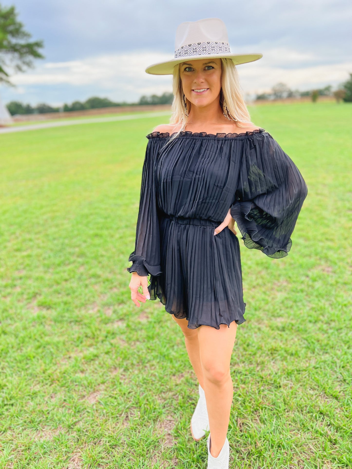 Pretty & Pleated Romper in Black