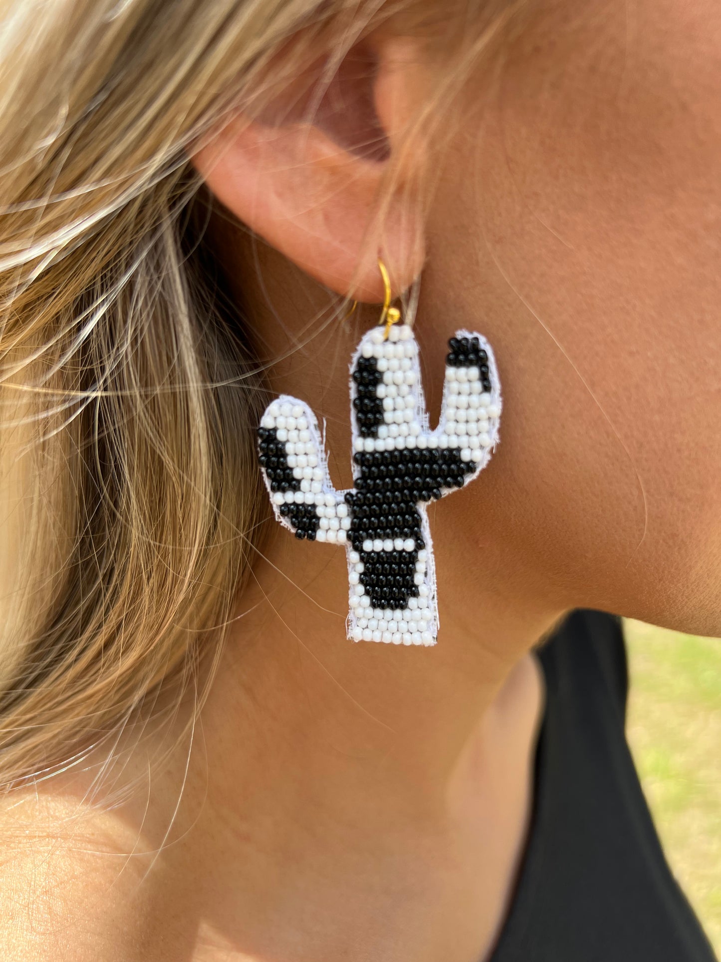 Black & White Cactus Bead Earrings