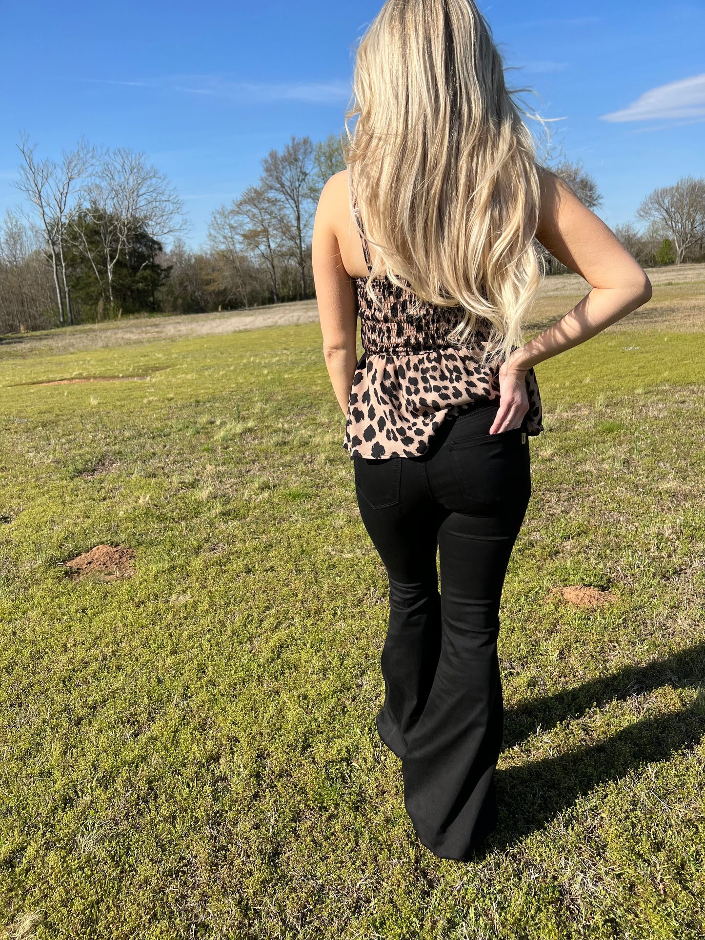 Super Flare Jeans in Black